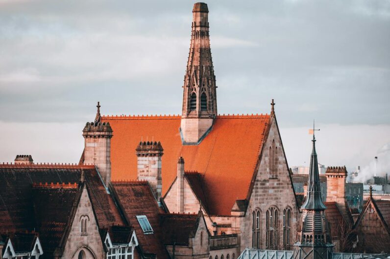 Esta es la ciudad m&aacute;s vibrante de Reino Unido: arquitectura victoriana, galer&iacute;as de arte y mucha m&uacute;sica 