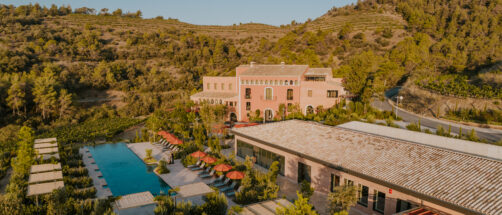 Este hotel de lujo es perfecto para relajarse en Navidad: come, bebe y cuídate en el corazón del Priorat
