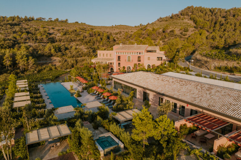 Este hotel de lujo es perfecto para relajarse en Navidad: come, bebe y cuídate en el corazón del Priorat