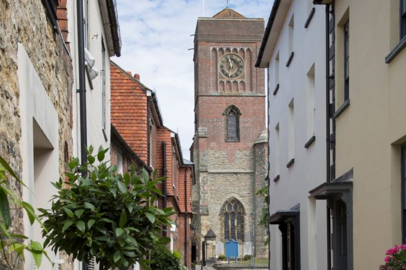 Es uno de los pueblos m&aacute;s bonitos de Inglaterra: est&aacute; lleno de tiendas de antig&uuml;edades y mercadillos secretos