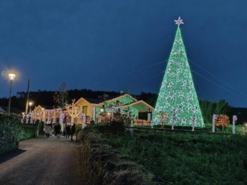 Este pueblo del norte es el m&aacute;s navide&ntilde;o de Espa&ntilde;a: est&aacute; lleno de luces 