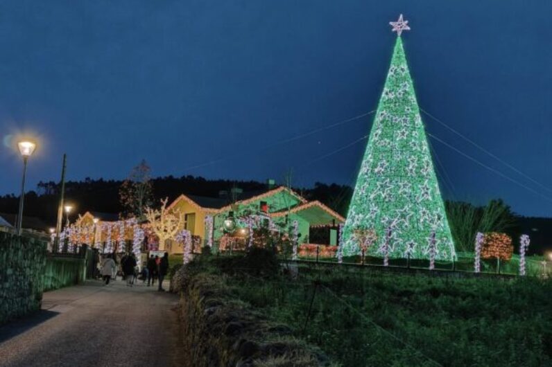 Este pueblo del norte es el m&aacute;s navide&ntilde;o de Espa&ntilde;a: est&aacute; lleno de luces 