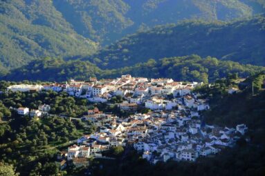 Ni Bali ni Seúl, el destino favorito de los nómadas digitales es este pueblo de Málaga perfecto para teletrabajar