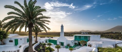 Este es el museo m&aacute;s original de toda Espa&ntilde;a: una casa de campesinos dise&ntilde;ada por el artista C&eacute;sar Manrique