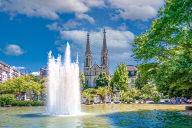 Esta ciudad balneario es el destino favorito de la aristocracia europea y el mejor lugar para olvidarse del estrés