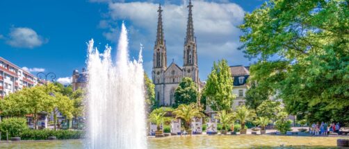 Esta ciudad balneario es el destino favorito de la aristocracia europea y el mejor lugar para olvidarse del estr&eacute;s