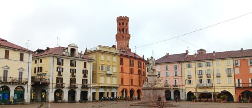 La ciudad italiana m&aacute;s bonita y desconocida: est&aacute; entre Mil&aacute;n y Tur&iacute;n, rodeada de paisajes &uacute;nicos