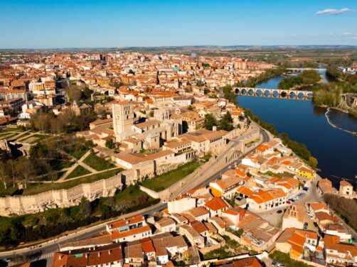 A una hora de Madrid y llena de edificios modernistas: est&aacute; en Castilla y Le&oacute;n y es perfecta para un fin de semana