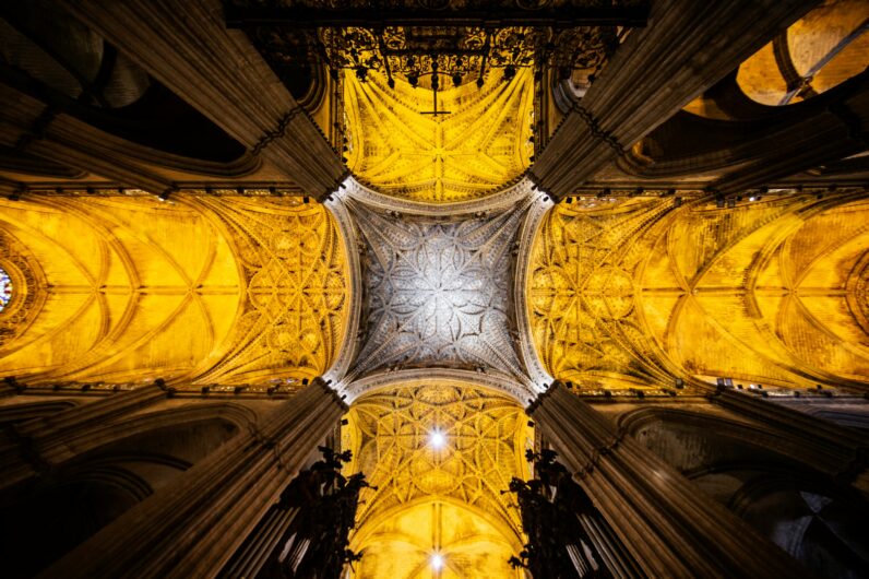 Sevilla 2026: Una escapada inteligente entre el azahar, la tradici&oacute;n y la tecnolog&iacute;a de vanguardia