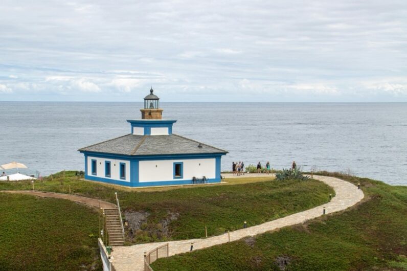 Qu&eacute; ver en A Mari&ntilde;a Lucense: playas, acantilados y pueblos preciosos para vivir la Galicia m&aacute;s aut&eacute;ntica