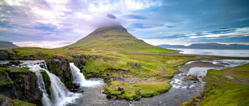 De viaje en familia por la ruta de los volcanes, en Islandia