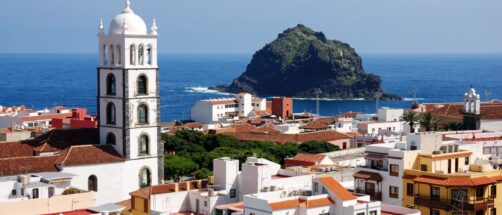 En este rinc&oacute;n de Canarias podr&aacute;s ba&ntilde;arte en fabulosas piscinas naturales de origen volc&aacute;nico
