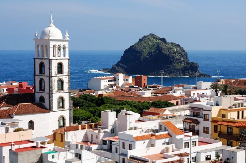 En este rinc&oacute;n de Canarias podr&aacute;s ba&ntilde;arte en fabulosas piscinas naturales de origen volc&aacute;nico