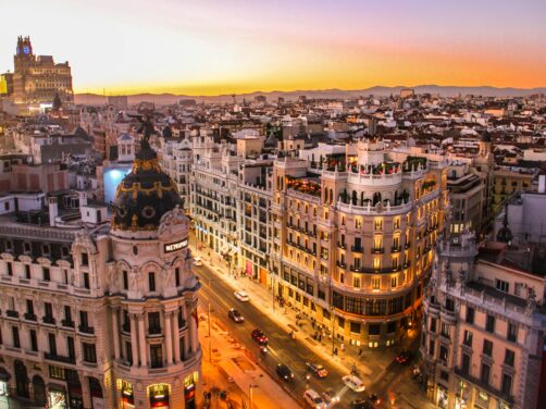 Las mejores azoteas para cenar en Madrid cuando cae la noche y bajan las temperaturas