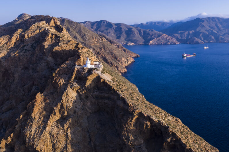 El verano en la Regi&oacute;n de Murcia es azul y entre dos mares: senderismo, buceo y kayak para descubrir la Costa C&aacute;lida