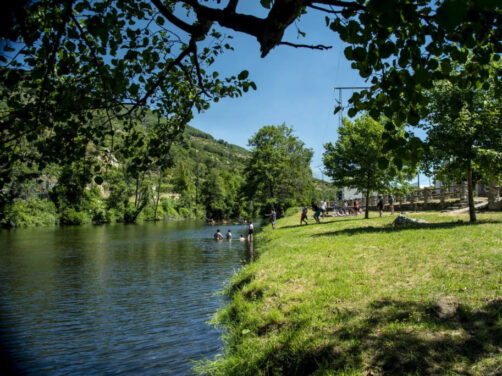 El Valle del Jerte tambi&eacute;n es para el verano: piscinas naturales y cascadas en la tierra de los cerezos