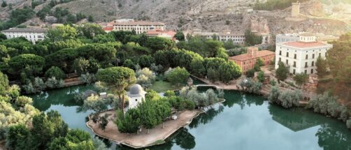 Esta es la villa termal de Arag&oacute;n perfecta para relajarse en verano: est&aacute; cerca de un monasterio &uacute;nico