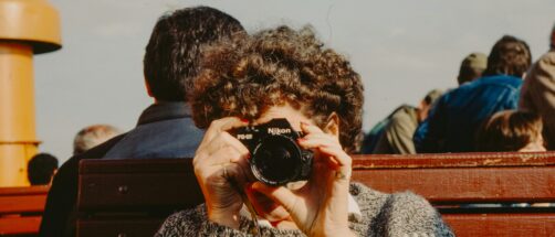 Olv&iacute;date del m&oacute;vil: el revival de las c&aacute;maras digitales para fotografiar tus vacaciones
