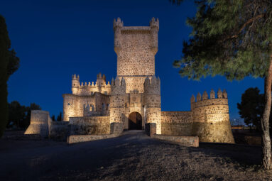 Ruta por los pueblos m&aacute;s bonitos de Toledo: tesoros visigodos, castillos se&ntilde;oriales y gui&ntilde;os quijotescos