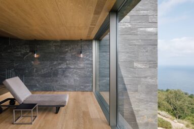 Este espectacular spa está en la ciudad más bella del norte de España: tiene vistas al mar y promete relajación máxima