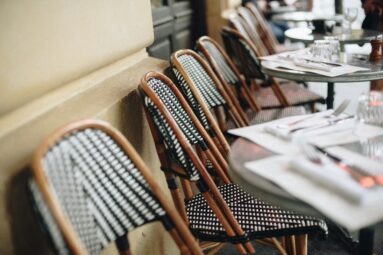 Los grandes cafés europeos que debes visitar al menos una vez en la vida: del Florian en Venecia al Gijón en Madrid