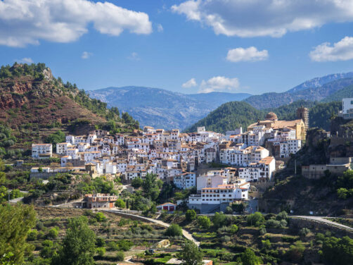 Una ruta oto&ntilde;al por el interior de Castell&oacute;n: pueblos de monta&ntilde;a id&iacute;licos y paisajes fabulosos